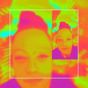 Meet your Posher, Casandra